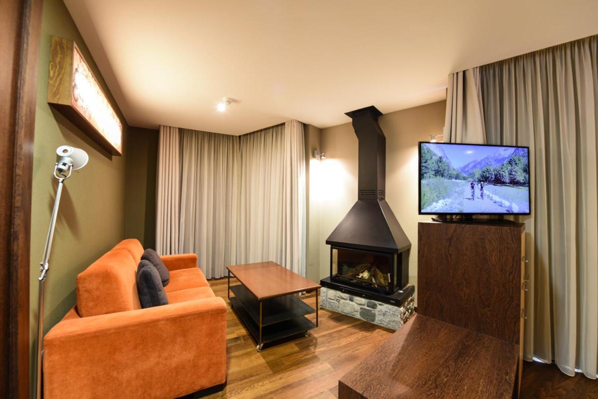 Sommos Hotel Aneto Бенаске Екстер'єр фото