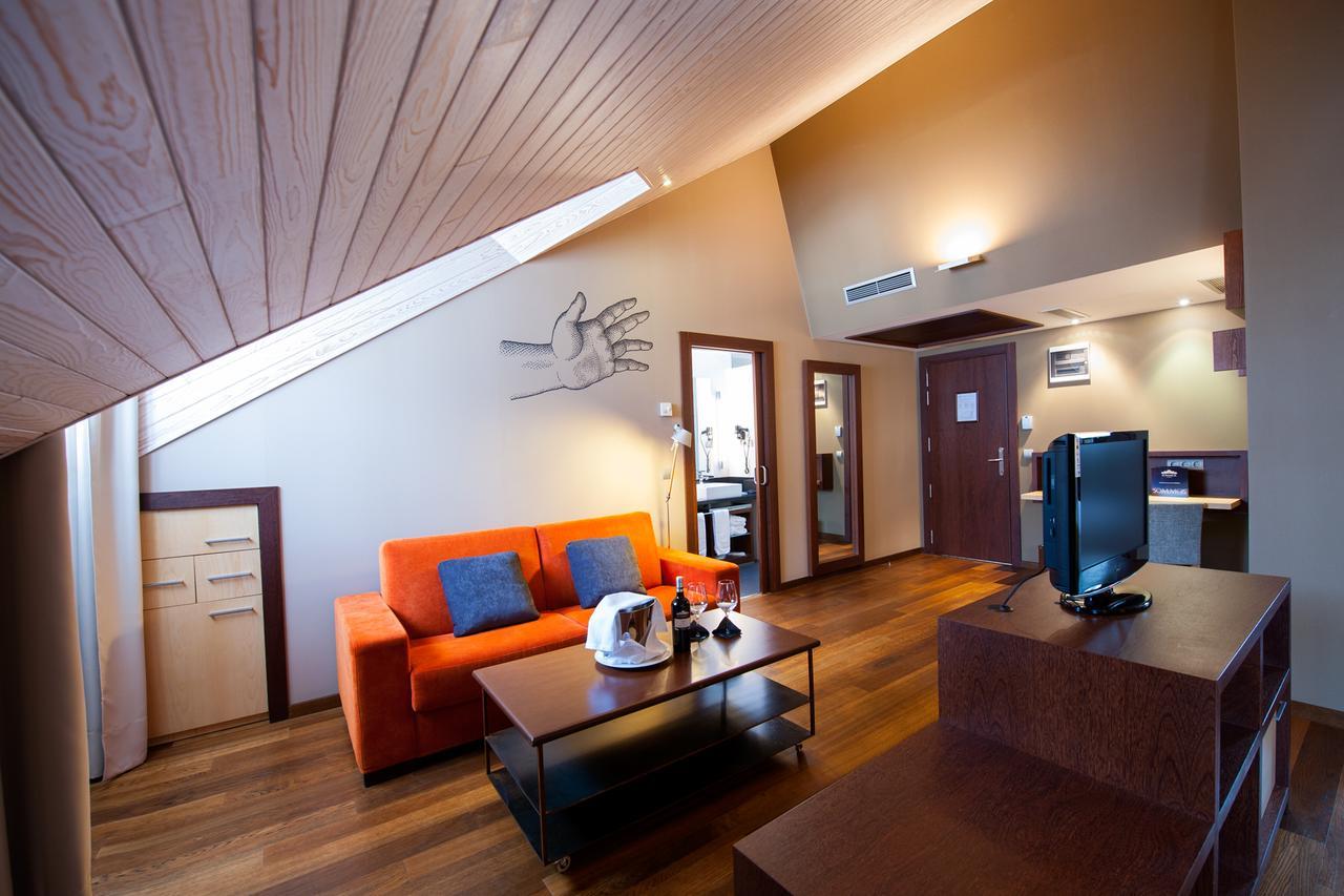 Sommos Hotel Aneto Бенаске Екстер'єр фото