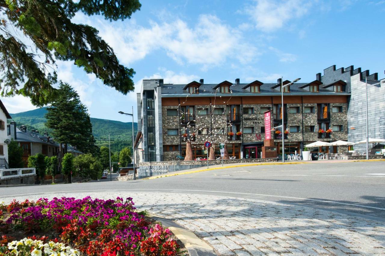 Sommos Hotel Aneto Бенаске Екстер'єр фото